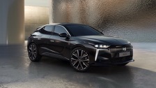 DS Automobiles DS Automobiles N°4 E-Tense